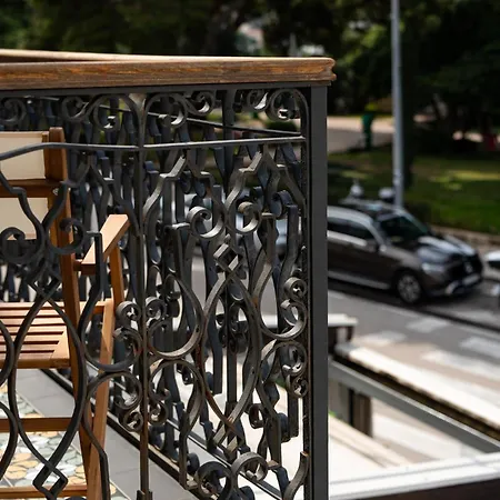 Santa Croce By Duhomes Apartament
